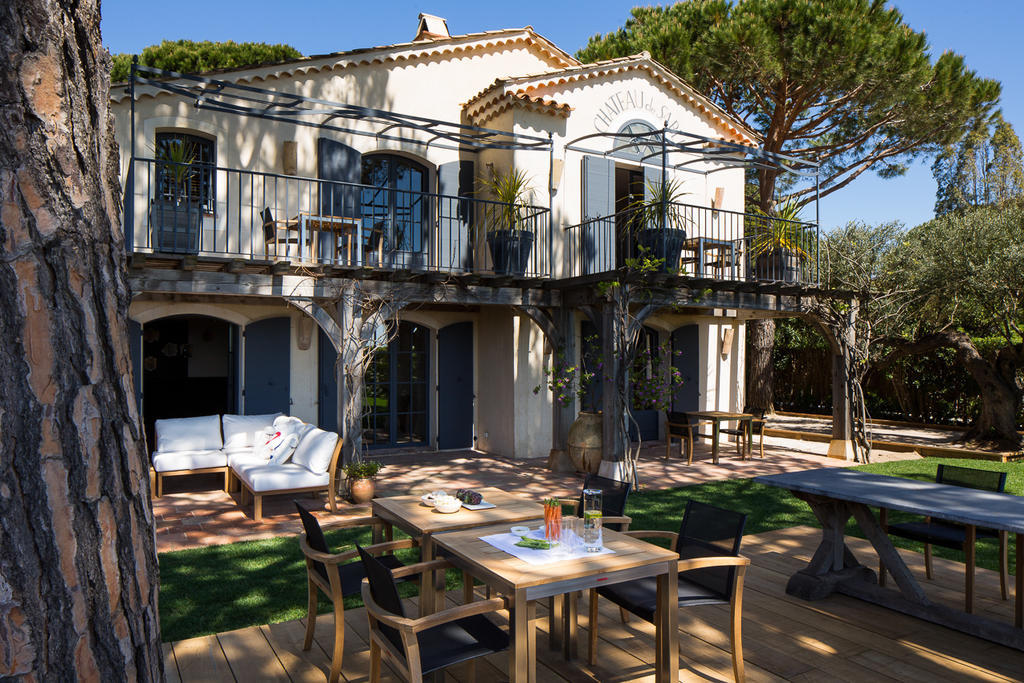 Chateau De Sable Guest House กาวาแลร์-ซูร์-แมร์ ภายนอก รูปภาพ