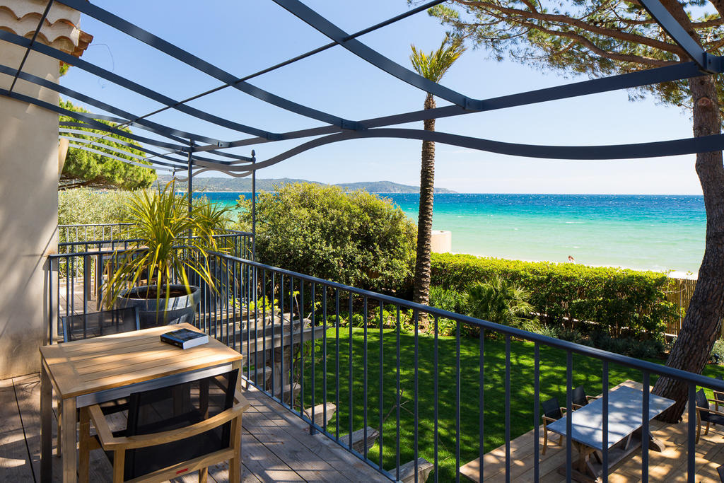 Chateau De Sable Guest House กาวาแลร์-ซูร์-แมร์ ห้อง รูปภาพ