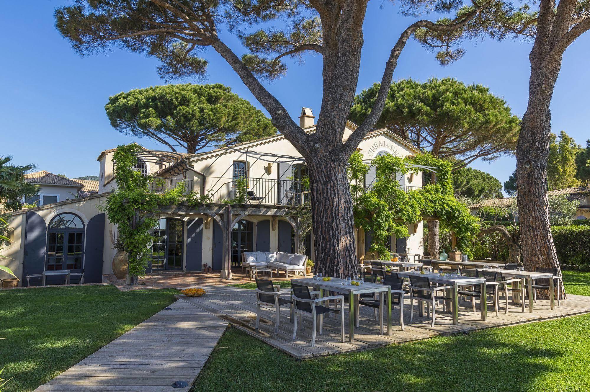 Chateau De Sable Guest House กาวาแลร์-ซูร์-แมร์ ภายนอก รูปภาพ